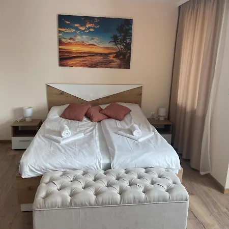 דירה Teddy וליקו טורנובו